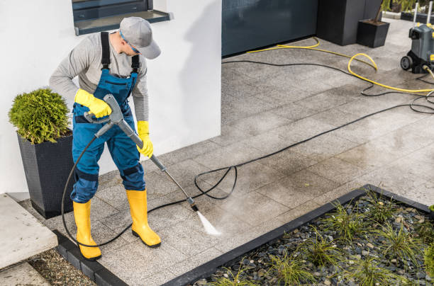 Garage Pressure Washing in East Quincy, CA